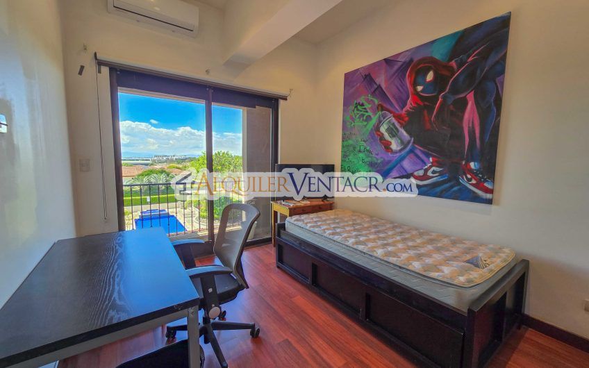 Via Nova Santa Ana Pozos! Penthouse amueblado con vista