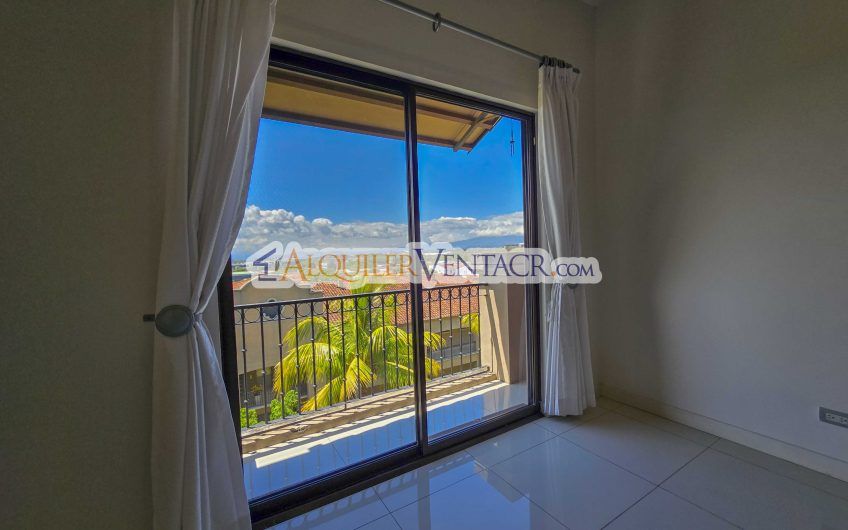 Via Nova Santa Ana Pozos! Penthouse con vista y línea blanca