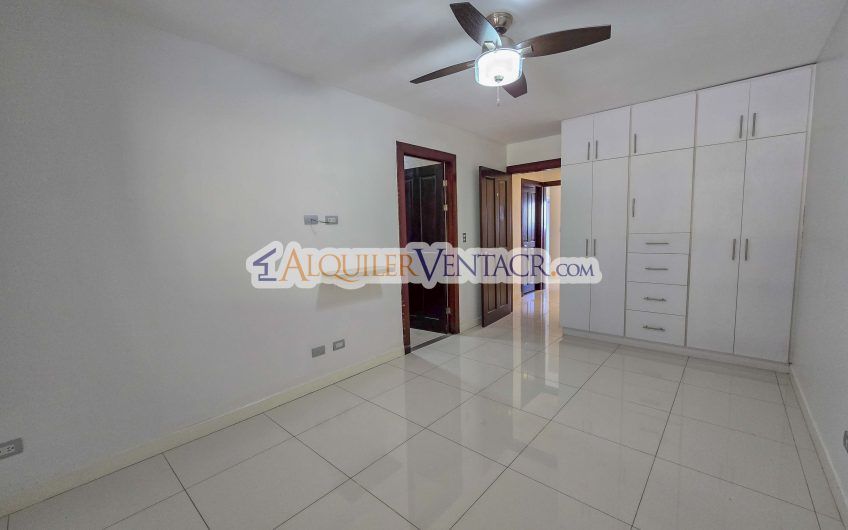 Via Nova Santa Ana Pozos! Penthouse con vista y línea blanca