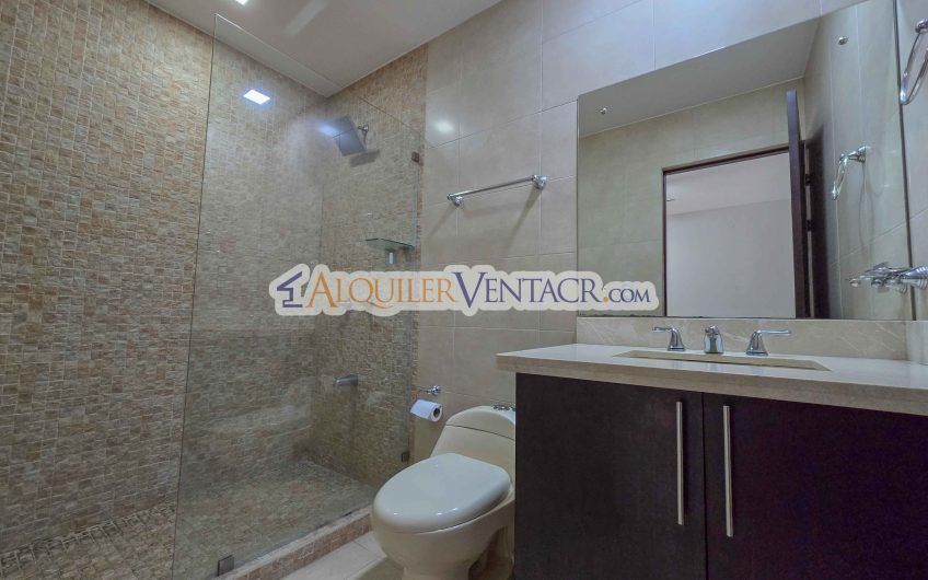 Via Nova Santa Ana Pozos! Penthouse con vista y línea blanca