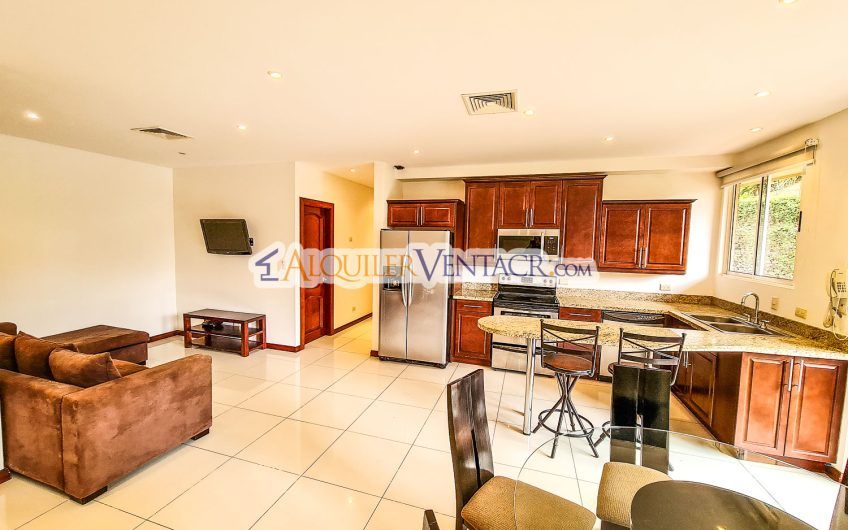Apartamento amueblado de 2 habit. en San Rafael Escazú