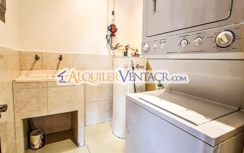 Apartamento amueblado de 2 habit. en San Rafael Escazú