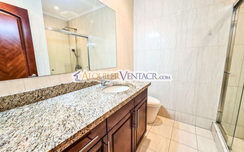 Apartamento amueblado de 2 habit. en San Rafael Escazú