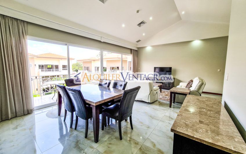 Apartamento amueblado de 3 habit. con terraza en San Rafael Escazú