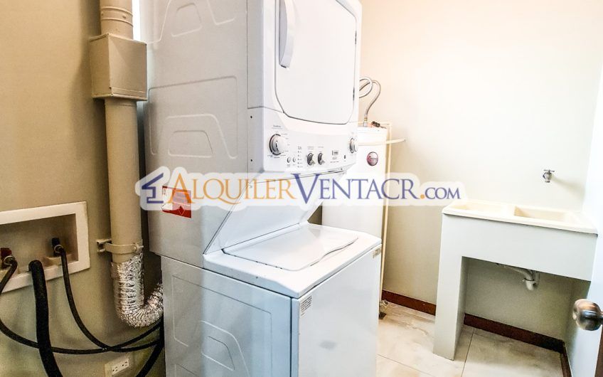 Apartamento amueblado de 3 habit. con terraza en San Rafael Escazú