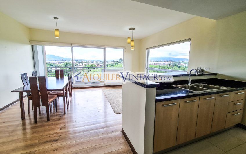 Apartamento amueblado con vista en Condado del Parque Sabana Norte