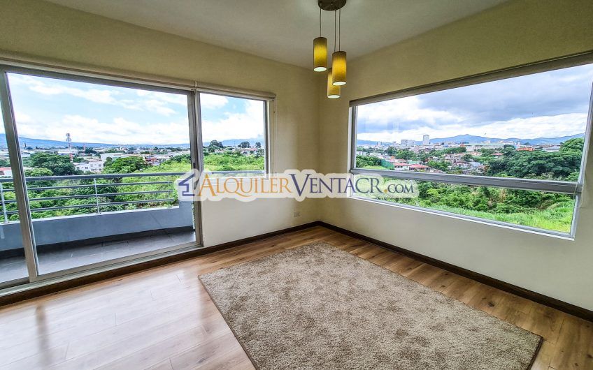 Apartamento amueblado con vista en Condado del Parque Sabana Norte