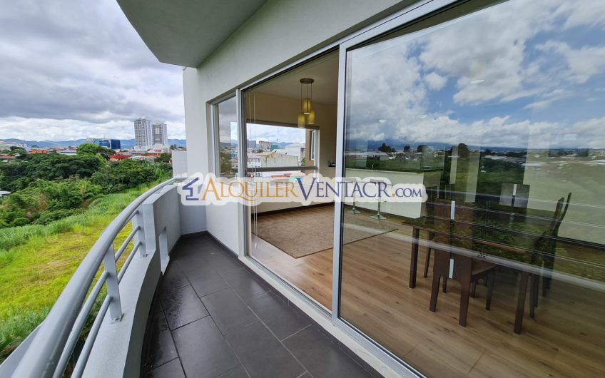 Apartamento amueblado con vista en Condado del Parque Sabana Norte