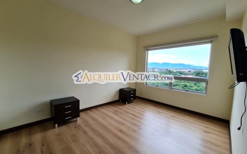 Apartamento amueblado con vista en Condado del Parque Sabana Norte