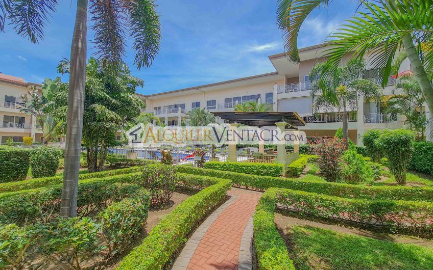 Apartamento amueblado de 3 habit. con terraza en San Rafael Escazú