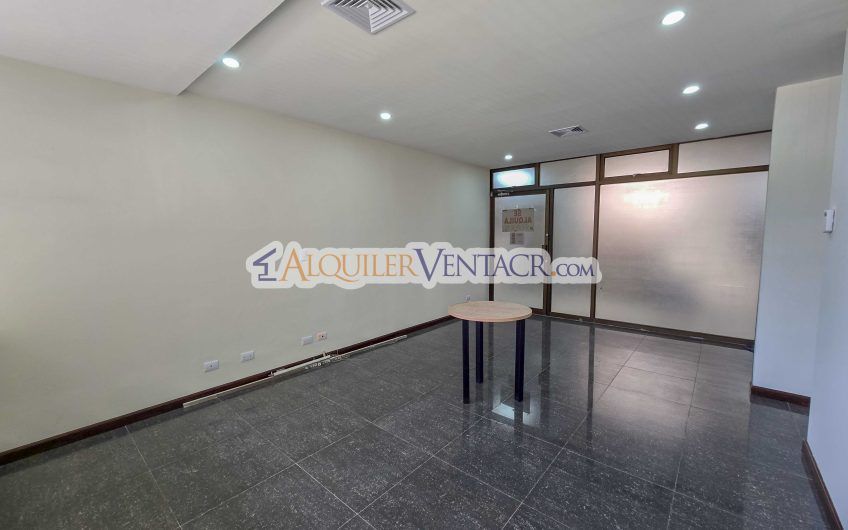 Oficina de 69 m2 en Torre Oficentro La Sabana