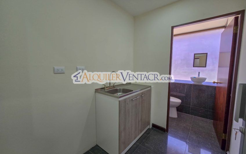 Oficina de 69 m2 en Torre Oficentro La Sabana