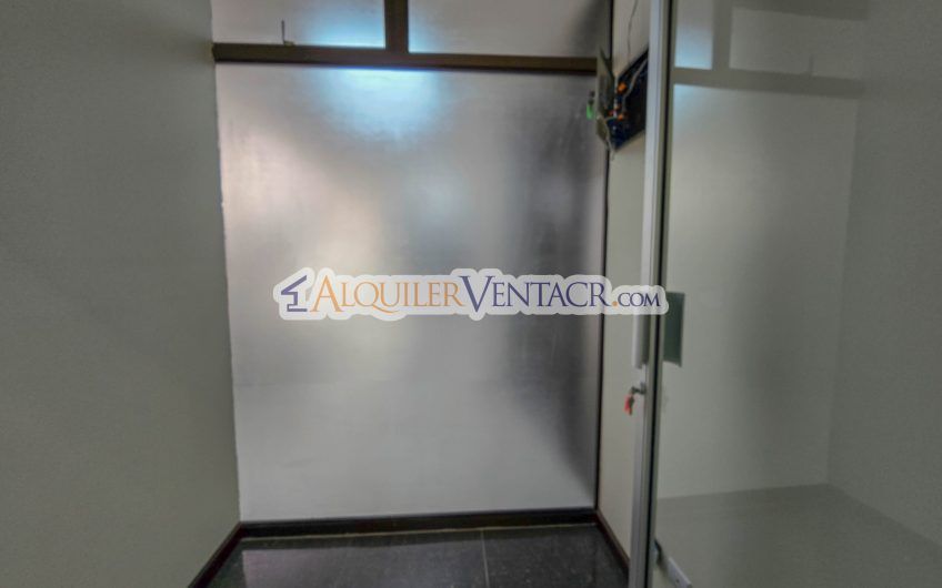 Oficina de 162 m2 en Torre Oficentro La Sabana