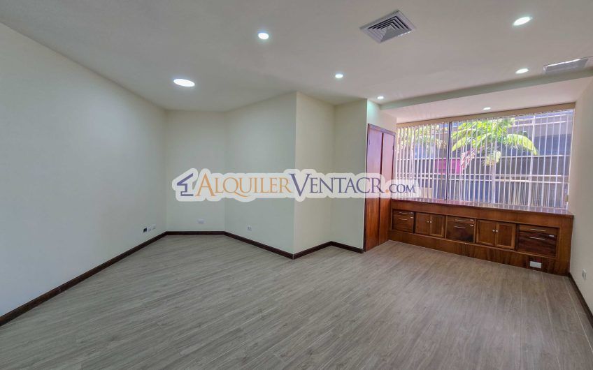 Oficina de 93 m2 en Torre Oficentro La Sabana