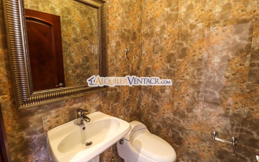 Apartamento amueblado con full vista en San Rafael Escazú