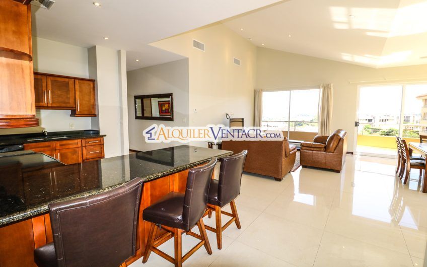 Apartamento amueblado con full vista en San Rafael Escazú