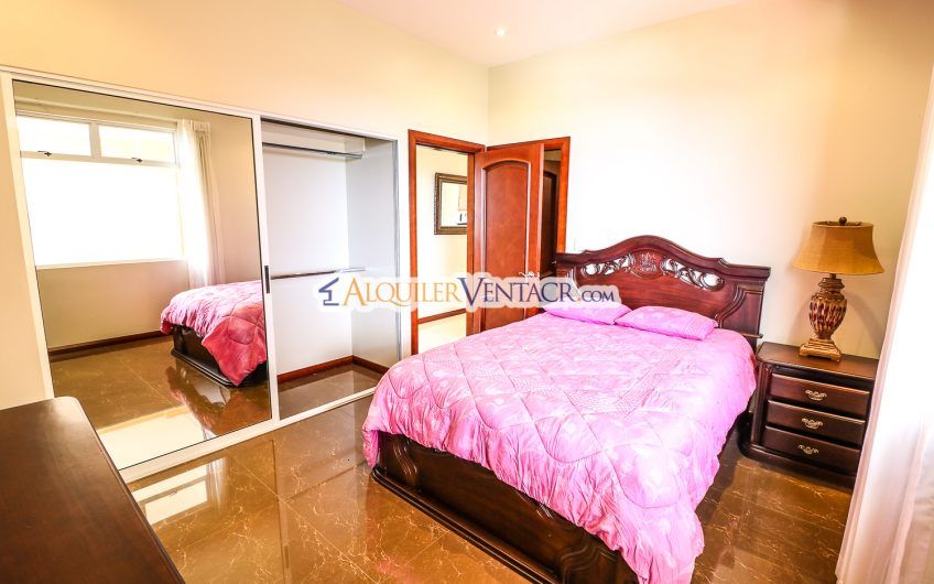 Apartamento amueblado con full vista en San Rafael Escazú