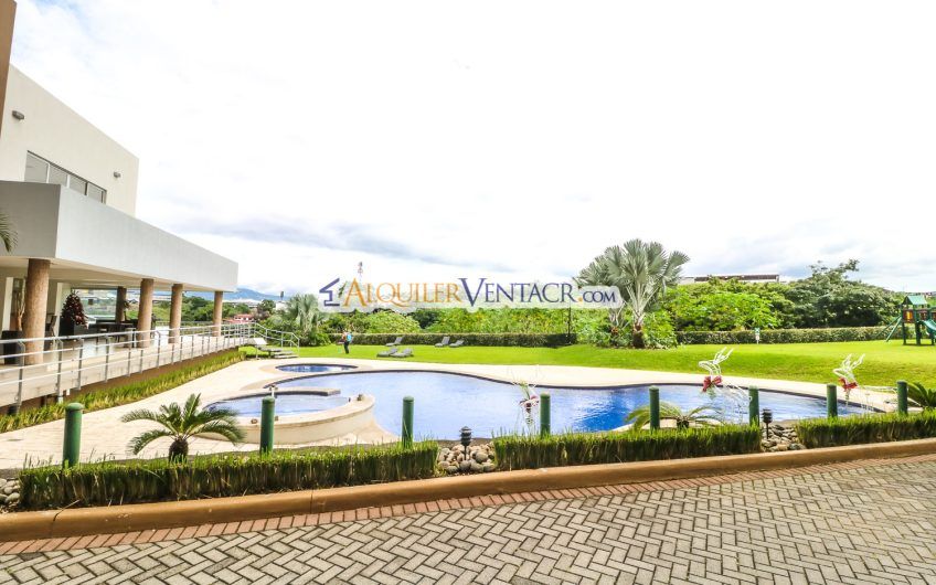 Apartamento amueblado con vista en Condado del Parque Sabana Norte