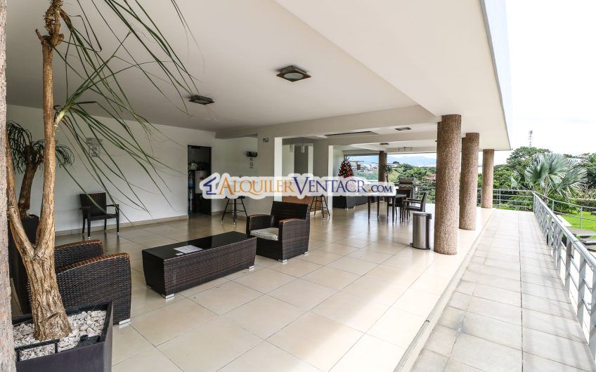 Apartamento amueblado con vista en Condado del Parque Sabana Norte