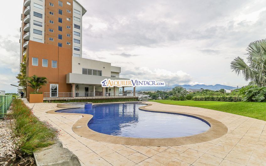 Apartamento amueblado con vista en Condado del Parque Sabana Norte