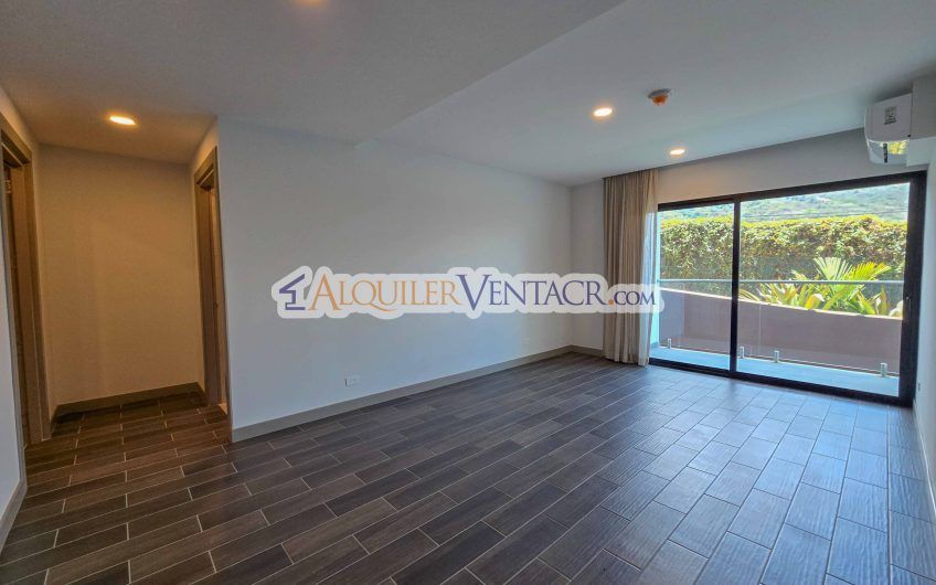 Para estrenar! Lujoso apartamento con vista en Escazú Centro