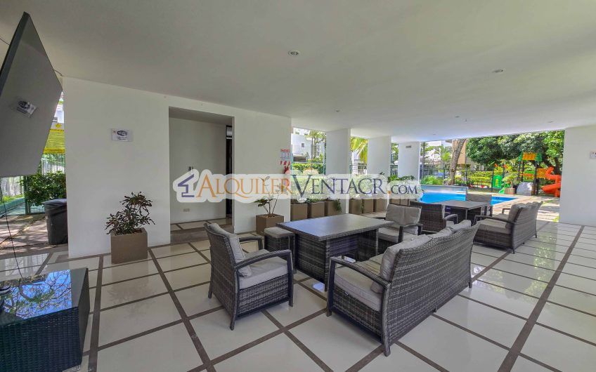 Condo de 337 m2 con 4 habit. y terrazas en Santa Ana Pozos