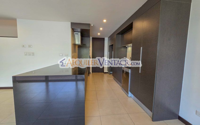 Condo de 337 m2 con 4 habit. y terrazas en Santa Ana Pozos