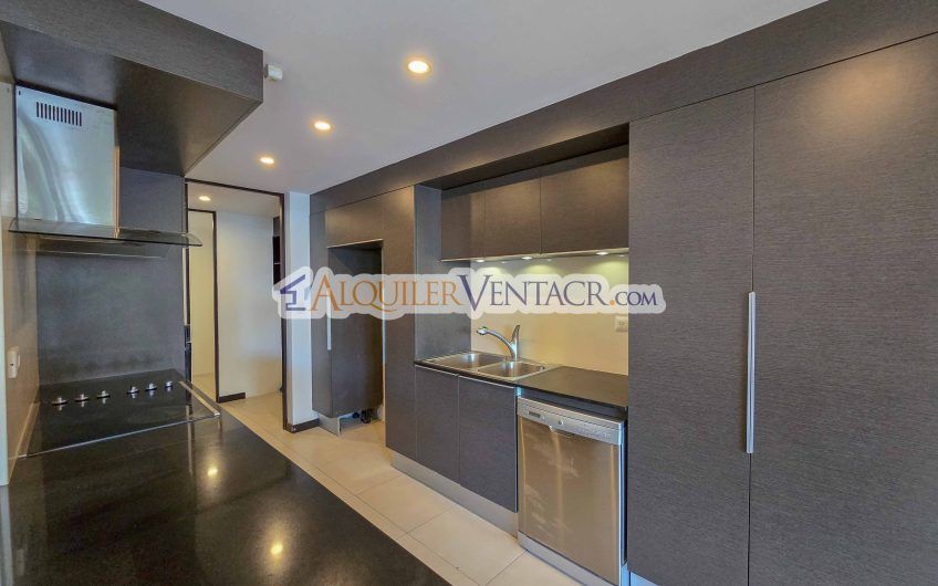 Condo de 337 m2 con 4 habit. y terrazas en Santa Ana Pozos