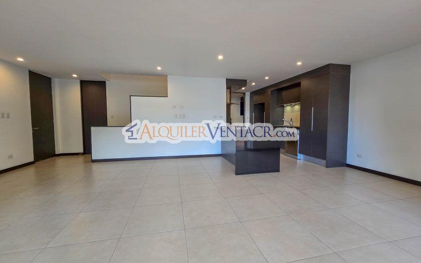 Condo de 337 m2 con 4 habit. y terrazas en Santa Ana Pozos