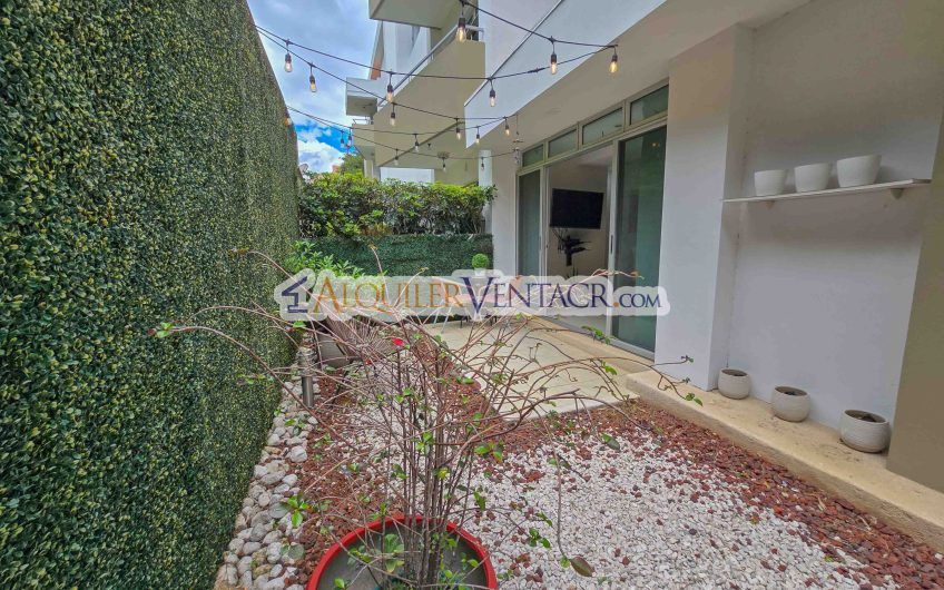 Apartamento amueblado con jardín en Guachipelín Escazú
