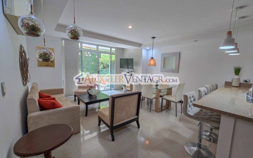 Apartamento amueblado con jardín en Guachipelín Escazú