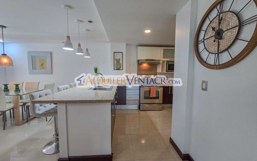 Apartamento amueblado con jardín en Guachipelín Escazú