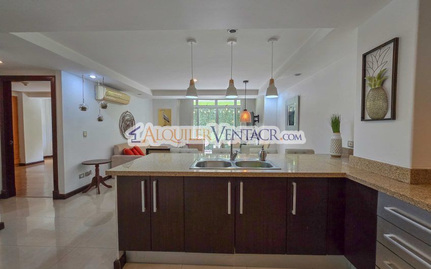 Apartamento amueblado con jardín en Guachipelín Escazú
