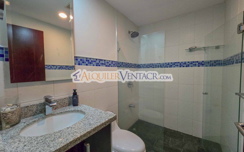 Apartamento amueblado con jardín en Guachipelín Escazú