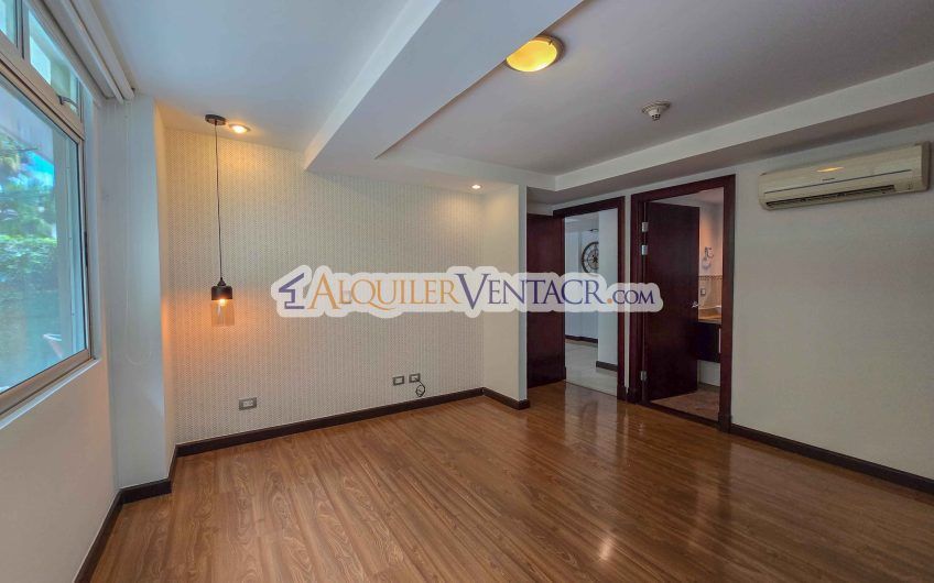 Apartamento amueblado con jardín en Guachipelín Escazú
