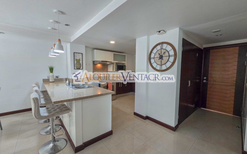 Apartamento amueblado con jardín en Guachipelín Escazú