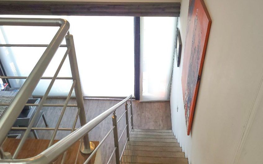 Penthouse loft con vista en Bakia Flats Brasil de Santa Ana