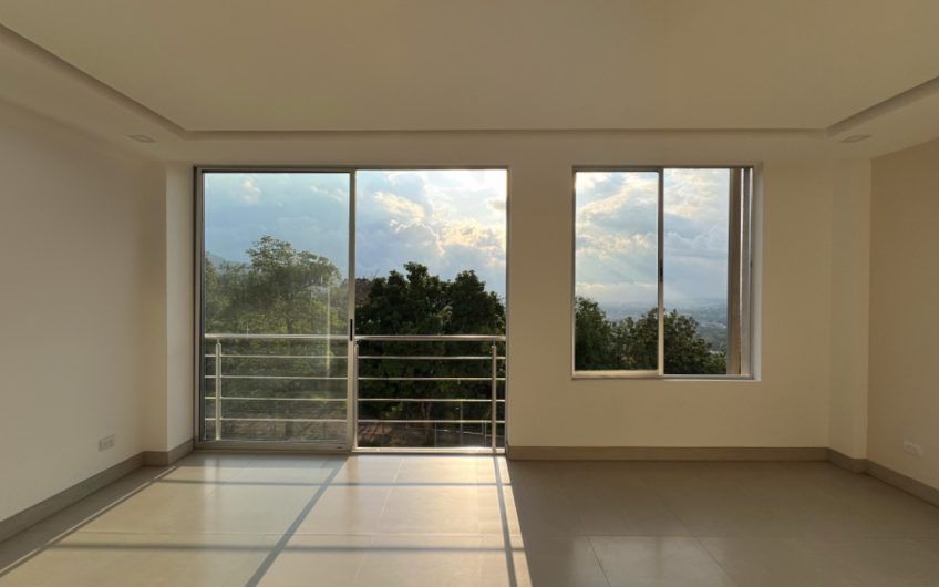 Penthouse con espectaculares vistas en Alto Las Palomas Santa Ana