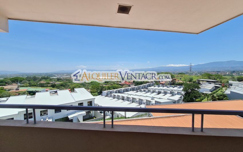 Penthouse amueblado de 2 habit. con vista en Guachipelín Escazú