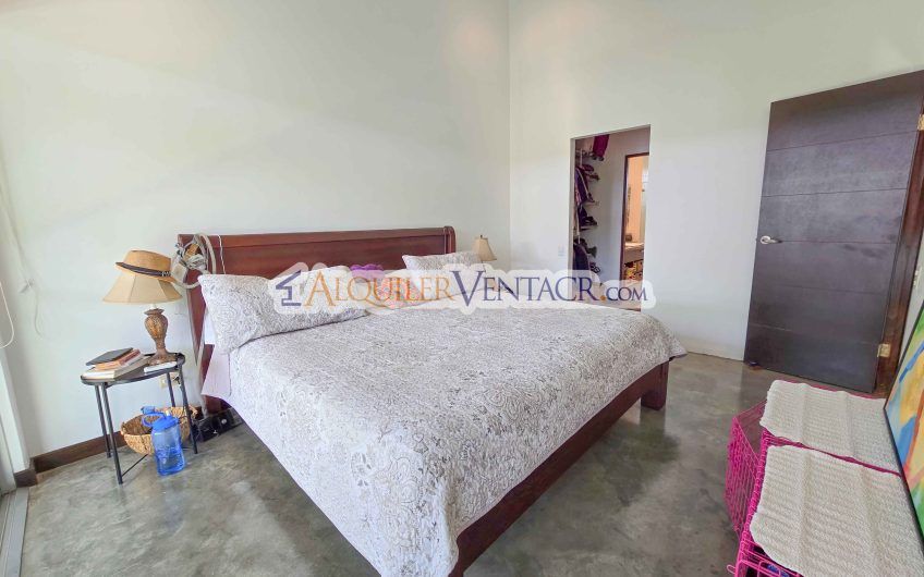 Condo amueblado estilo Loft en Santa Ana Centro x La Cruz Roja