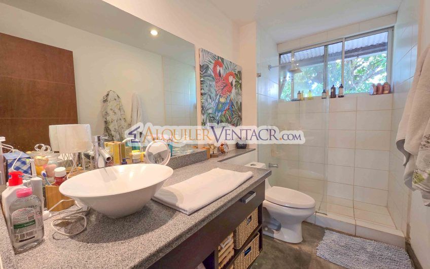 Condo amueblado estilo Loft en Santa Ana Centro x La Cruz Roja