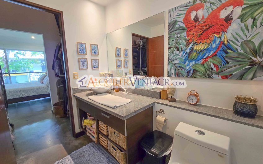 Condo amueblado estilo Loft en Santa Ana Centro x La Cruz Roja