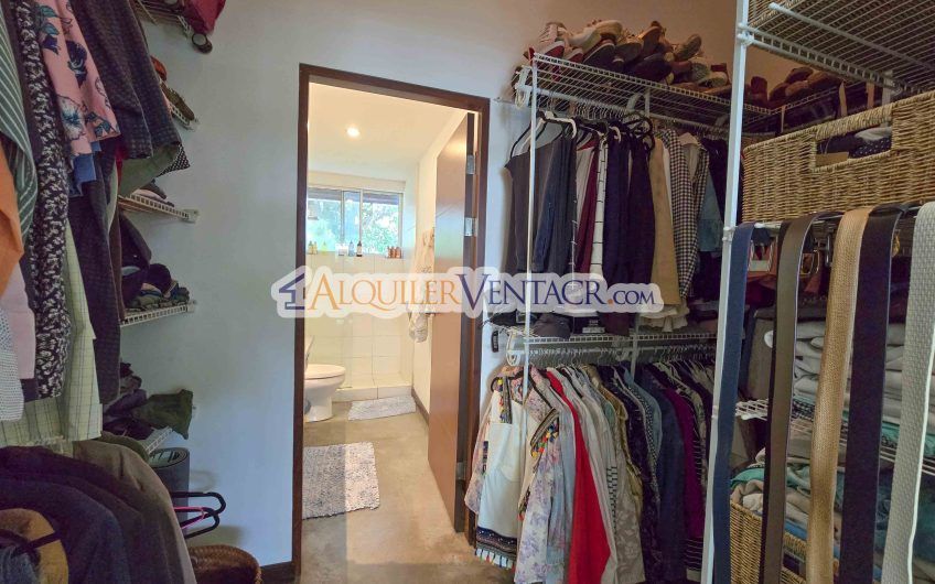 Condo amueblado estilo Loft en Santa Ana Centro x La Cruz Roja