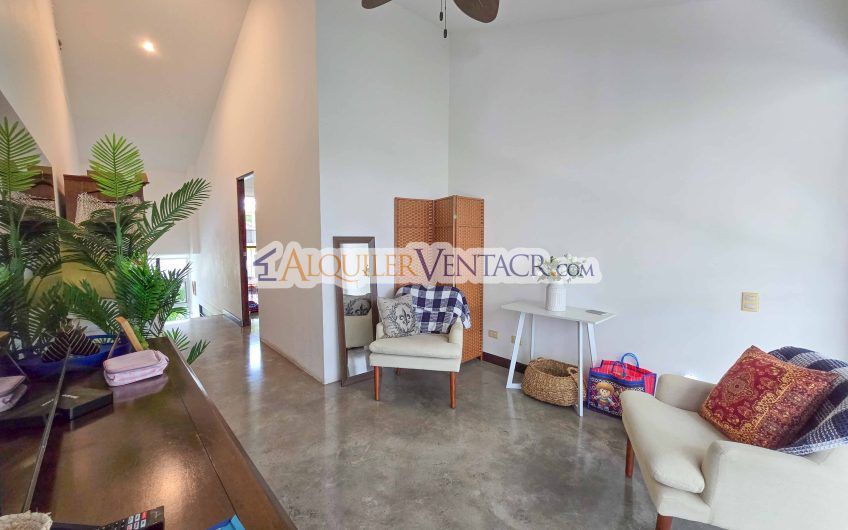 Condo amueblado estilo Loft en Santa Ana Centro x La Cruz Roja