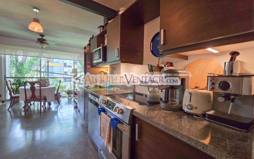 Condo amueblado estilo Loft en Santa Ana Centro x La Cruz Roja