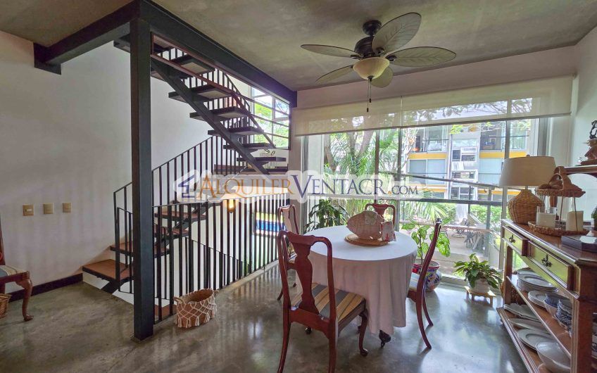 Condo amueblado estilo Loft en Santa Ana Centro x La Cruz Roja