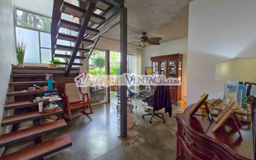 Condo amueblado estilo Loft en Santa Ana Centro x La Cruz Roja