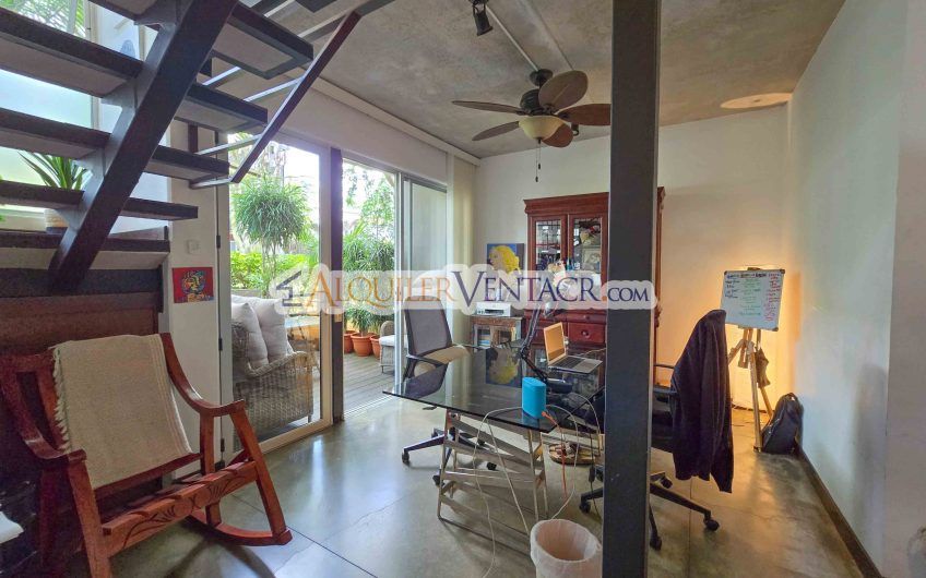 Condo amueblado estilo Loft en Santa Ana Centro x La Cruz Roja