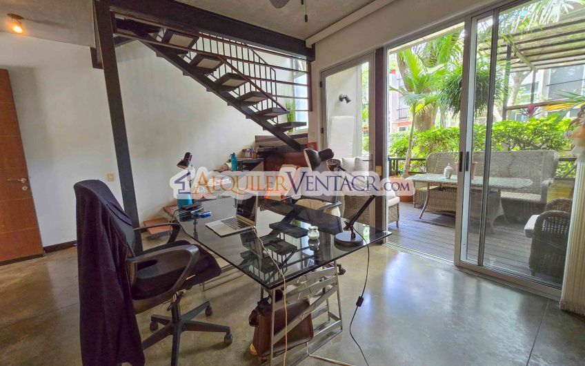 Condo amueblado estilo Loft en Santa Ana Centro x La Cruz Roja