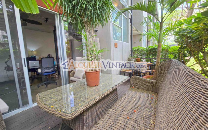 Condo amueblado estilo Loft en Santa Ana Centro x La Cruz Roja